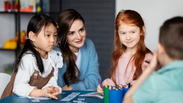 Okul Öncesi Eğitmenlik Eğitimi